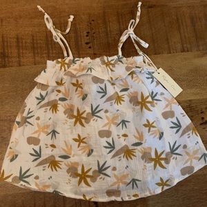 Rylee and Cru swing top